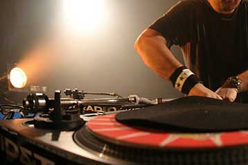 Μουσικόφιλο λογισμικό επιλέγει τραγούδια για την περίσταση