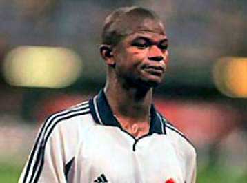 Tέλος στο σίριαλ Σέζαρ και με την τυπική ανακοίνωση από τον Ολυμπιακό