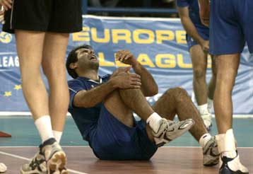 Ελαφρύ διάστρεμμα ο Κυριακίδης, τρεις ημέρες εκτός προπονήσεων της εθνικής βόλεϊ