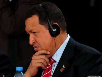 Στο Κρεμλίνο ο πρόεδρος της Βενεζουέλας για την αγορά ρωσικού στρατιωτικού υλικού