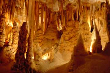 Κοντά στο Σίδνεϊ βρίσκονται οι αρχαιότερες σπηλιές του κόσμου