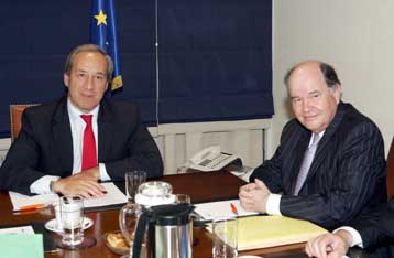 Βελτιωμένη προσφορά για την Εμπορική θα καταθέσει η Credit Agricole