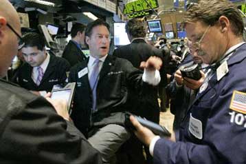 Μικρή άνοδος σε ευρωπαϊκές αγορές και Γουόλ Στριτ την Τετάρτη