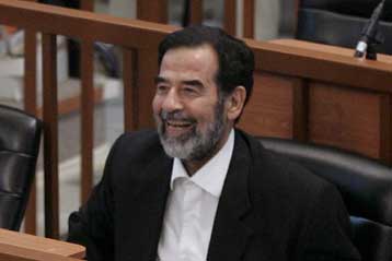 Στις 16 Οκτωβρίου η ετυμηγορία για τον Σαντάμ Χουσεΐν