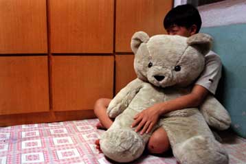 Στη Βουλή το νομοσχέδιο για την ενδοοικογενειακή βία