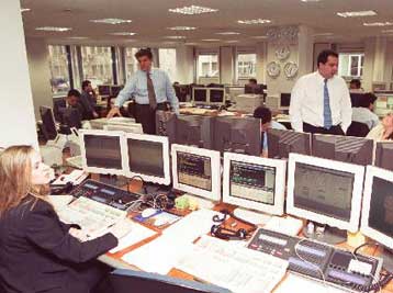 Μείωση αποδόσεων για τα ελληνικά κρατικά ομόλογα τον Ιούλιο