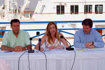 Χάρτα δικαιωμάτων για τους επιβάτες της ακτοπλοΐας από την Υπερνομαρχία