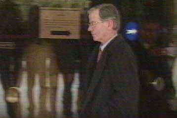 Καταδικάσθηκε σε 25 χρόνια κάθειρξη για δωροδοκία και ξέπλυμα χρήματος ο Λ.Στάθης