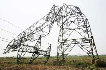 Ο «Θεός της Βροχής» χτύπησε με φονική μανία τη νότια Κίνα