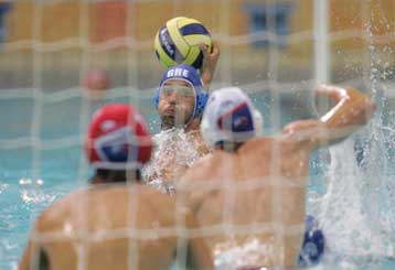 «Προειδοποιητική» νίκη της εθνικής πόλο επί της Γαλλίας πριν το σαββατιάτικο ματς