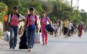 Ανελέητο σφυροκόπημα της Βηρυτού και σειράς στόχων στο νότιο Λίβανο