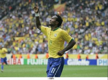 «Ερυθρόλευκη» αισιοδοξία για Ζε Ρομπέρτο παρά το ενδιαφέρον της Μπέτις