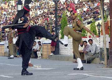 Απελάσεις διπλωματών από Πακιστάν και Ινδία λόγω κατασκοπίας