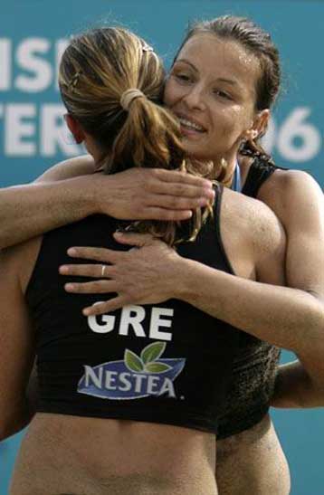 Ό,τι δεν έκαναν στο Κλάγκενφουρτ, θέλουν να επιτύχουν στην Λουκέρνη Βάσω, Βίκυ