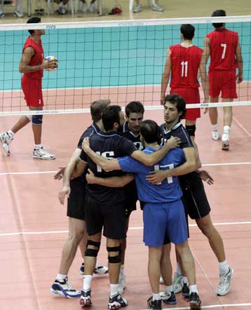 Τρία βήματα για την Σμύρνη θέλει η εθνική, μετά το 3-0 σετ επί της Τουρκίας