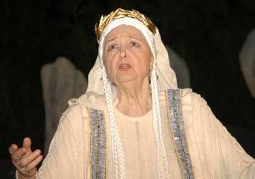 Στην Επίδαυρο και το Ηρώδειο οι «Βάτραχοι» από την Αττική Σκηνή