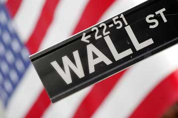 Οι υψηλές τιμές του πετρελαίου βύθισαν τα χρηματιστήρια σε Ευρώπη και ΗΠΑ