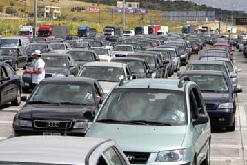 Πάνω από 100 ευρώ το κόστος του ΙΧ για μία τυπική μονοήμερη εκδρομή