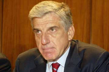 Εκτός της Κοινοβουλευτικής Ομάδας του ΠΑΣΟΚ τέθηκε ο Γ.Παπαντωνίου