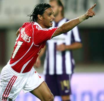 Μισό… εισιτήριο για τους ομίλους την Αρσεναλ, κοντά στην πρόκριση η Μπενφίκα