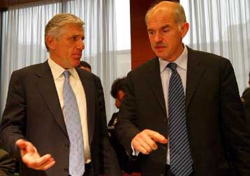 Με αιχμές η απάντηση του Γιάννου Παπαντωνίου στην αποπομπή του