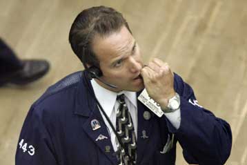 Ενισχυμένα τα χρηματιστήρια στην Ευρώπη, απώλειες στη Γουόλ Στριτ