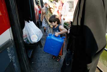 Ελπίδες για ψήφισμα του ΣΑ, ενώ συνεχίζεται η προέλαση των Ισραηλινών στο Λίβανο