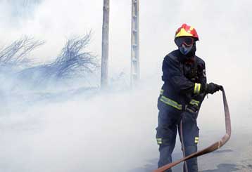 Επίλεκτες μονάδες του Στρατού σπεύδουν στη Γαλικία για την αντιμετώπιση των πυρκαγιών
