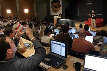 Εκατονταπλασιάστηκαν σε τρία χρόνια τα blogs σε όλο τον κόσμο