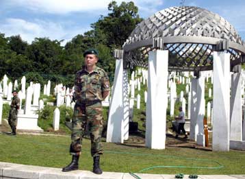 Έκρηξη προκάλεσε ζημιές στον τάφο του ιστορικού ηγέτη των μουσουλμάνων της Βοσνίας