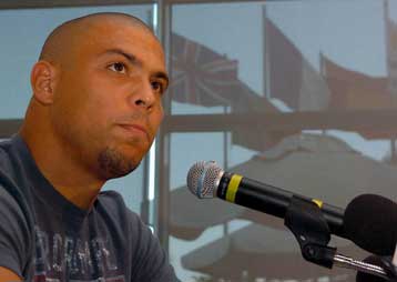 Η Μίλαν θέλει τον Ρονάλντο για να καλύψει τις απώλειες στην… εμπροσθοφυλακή