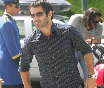 Διάψευση Καραγκούνη για το σενάριο της ΑΕΚ