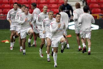 Ντεμπούτο ΜακΛάρεν στον πάγκο της Αγγλίας, χωρίς Μπέκαμ κόντρα στην Ελλάδα