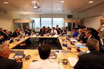 Εξισορρόπηση των ατομικών δικαιωμάτων υπέρ της συλλογικής ασφάλειας ζητεί το Λονδίνο