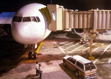 Αναστάτωση στο αεροδρόμιο του Σίδνεϊ για ύποπτο αντικείμενο σε αεροσκάφος