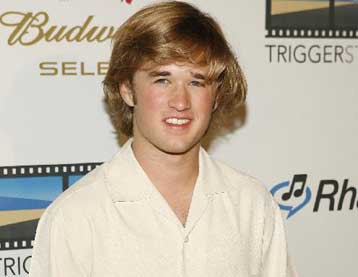 Αντιμέτωπος με τη Δικαιοσύνη ο 18χρονος ηθοποιός Χάλεϊ Τζόελ Όσμοντ