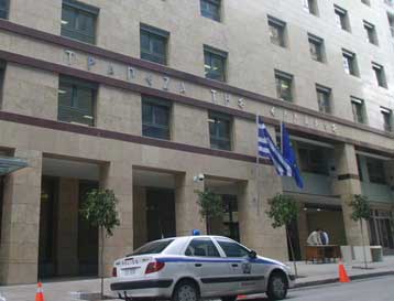 Αυξήθηκαν στο εξάμηνο το εμπορικό έλλειμμα και το έλλειμμα τρεχουσών συναλλαγών