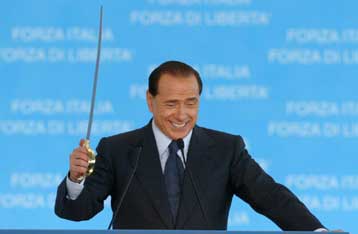 Αναστάτωση προκάλεσε στους γείτονές του ο Μπερλουσκόνι με το καλοκαιρινό του πάρτι