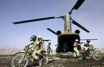 Είναι δικαίωμα του Ιράν να διαθέτει πυρηνικά, δηλώνει ο Μαχμούντ Αχμεντινετζάντ