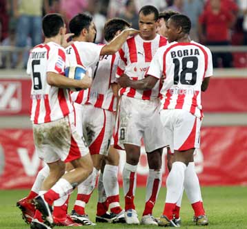 Ο «άγιος» Ριβάλντο λύτρωσε τον Ολυμπιακό-Όρθιος στάθηκε ο ΠΑΟΚ στο ΟΑΚΑ