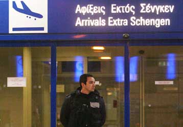 Αυστηρότερα μέτρα ασφαλείας αναμένεται να εφαρμοστούν και στα ελληνικά αεροδρόμια