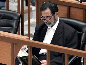 Ξεκίνησε η δίκη του Σαντάμ Χουσεΐν για τη γενοκτονία των Κούρδων