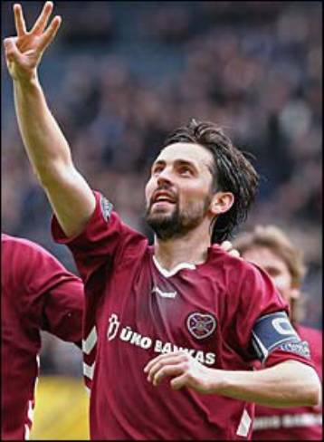 Με τον Ιβανάουσκας να… πονοκεφαλιάζει έφτασε η Χαρτς στην Αθήνα