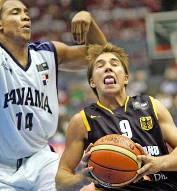 Επιστροφή στις νίκες για τη Γερμανία, 81-63 τον Παναμά