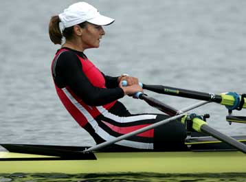 Εντυπωσιακές οι Τσιάβου-Μπισκιτζή προκρίσθηκαν στον ημιτελικό διπλού σκιφ ελαφρών βαρών