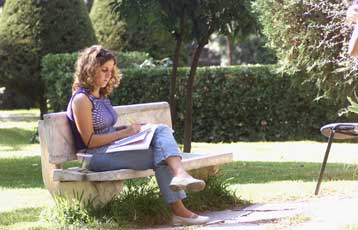 Στα 900-950 ευρώ το μηνιαίο κόστος διαβίωσης των φοιτητών μακριά από το σπίτι τους