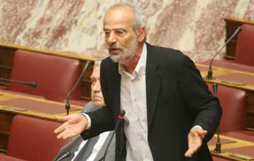 Επίκαιρη ερώτηση Αλαβάνου για τη βάση «10» και τις κενές θέσεις σε ΑΕΙ και ΤΕΙ