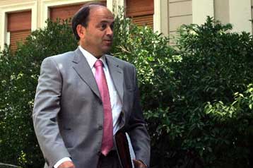 Ανοιχτό αφήνει η κυβέρνηση το ενδεχόμενο αύξησης του επιδόματος ανεργίας