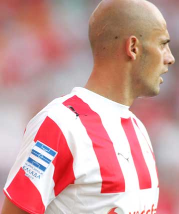 Χωρίς τον Τζόρτζεβιτς αλλά με τον Σέζαρ ο Ολυμπιακός στη Νέα Σμύρνη