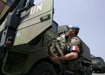 Χαιρετίζει η Βηρυτός την αποστολή Ευρωπαίων στρατιωτών – Επιφυλακτικοί οι Λιβανέζοι